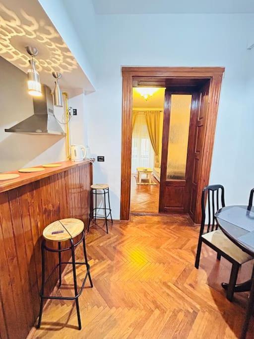Апартаменты Hidden Gem In The Old Town Тимишоара Экстерьер фото